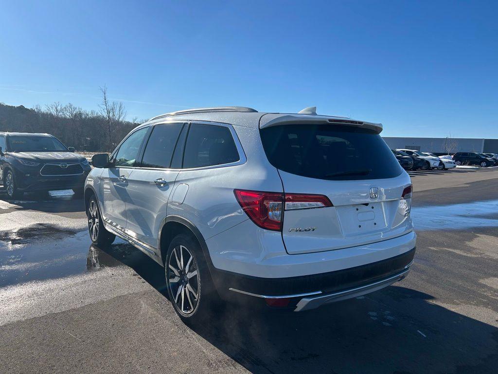 used 2022 Honda Pilot car, priced at $37,381