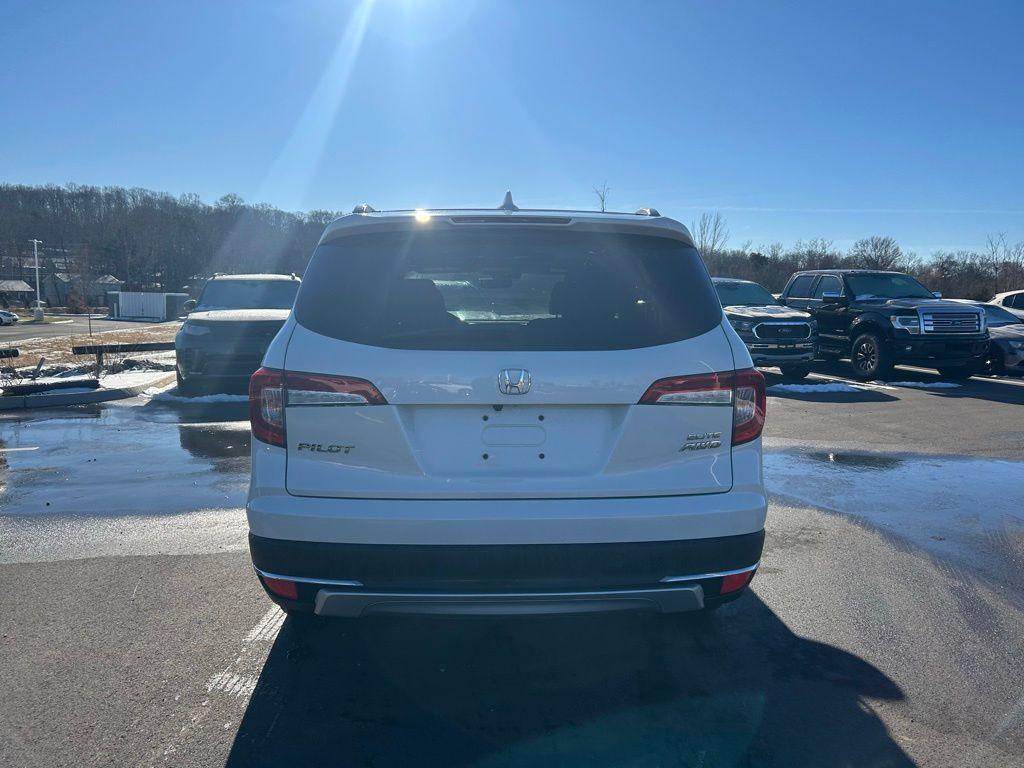 used 2022 Honda Pilot car, priced at $37,381