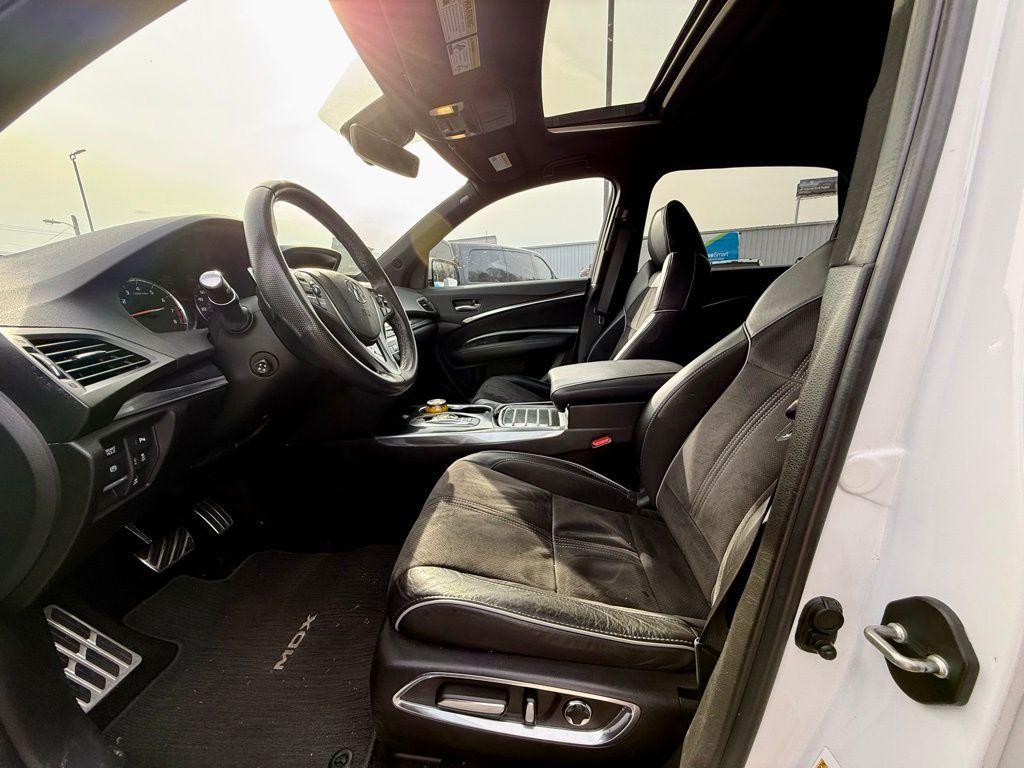 used 2020 Acura MDX car, priced at $26,410