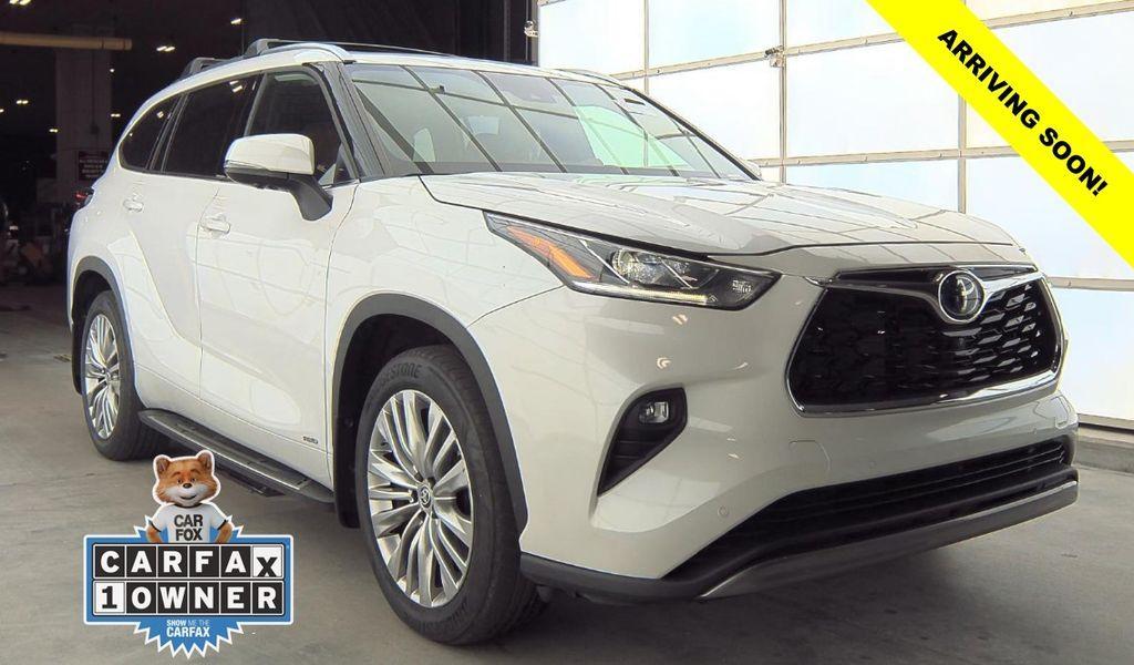used 2023 Toyota Highlander Hybrid car, priced at $51,857