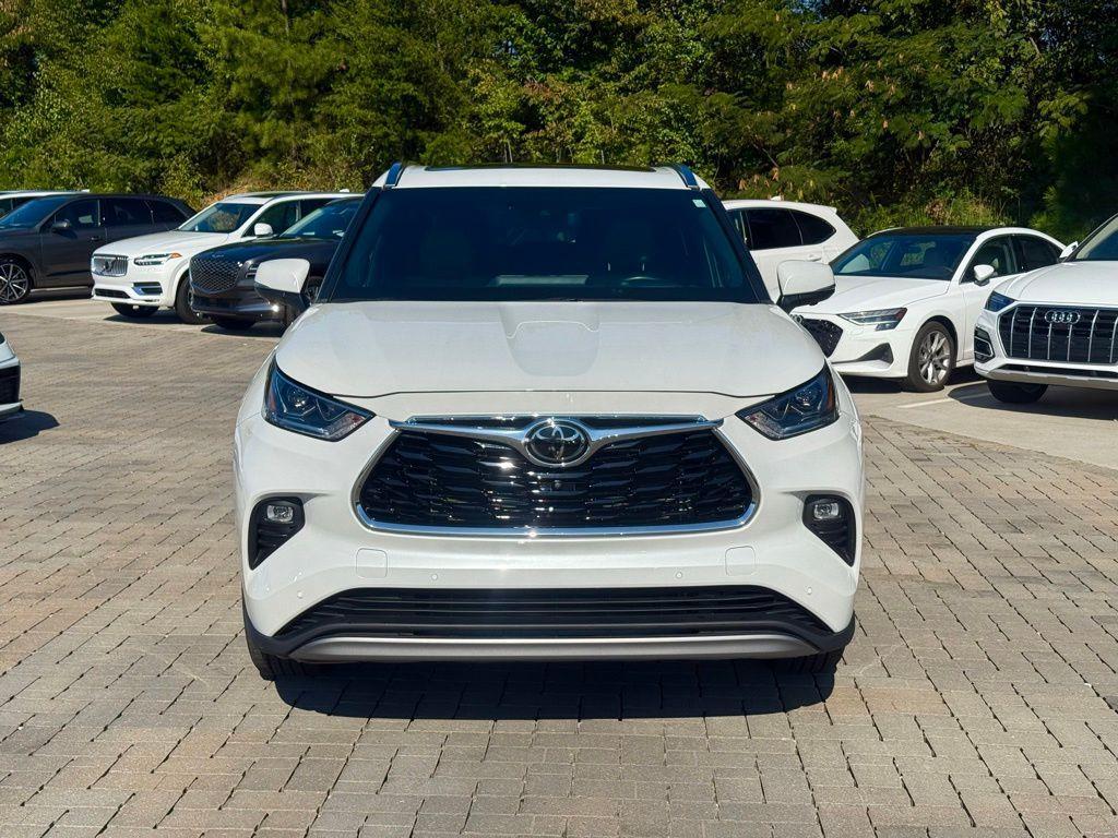 used 2023 Toyota Highlander car, priced at $43,570