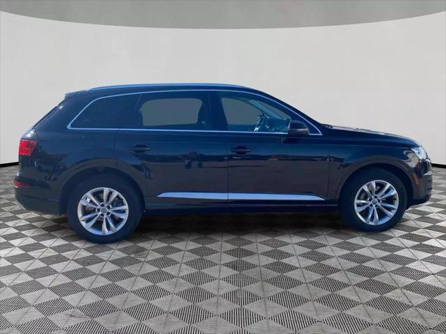 used 2017 Audi Q7 car, priced at $19,199