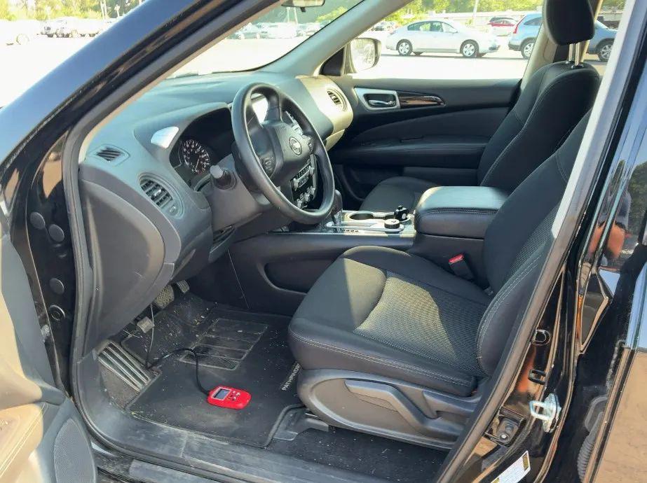 used 2020 Nissan Pathfinder car, priced at $19,999