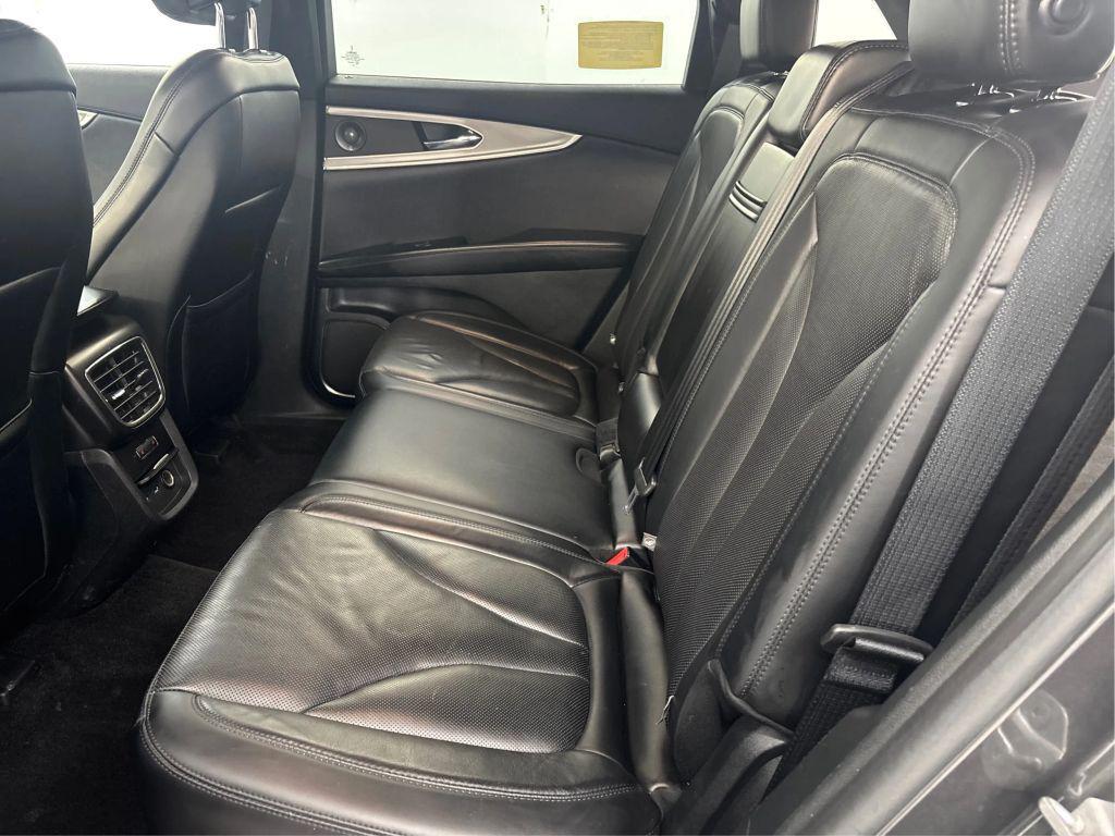 used 2019 Lincoln Nautilus car, priced at $19,299