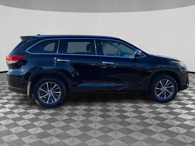 used 2018 Toyota Highlander car, priced at $23,799