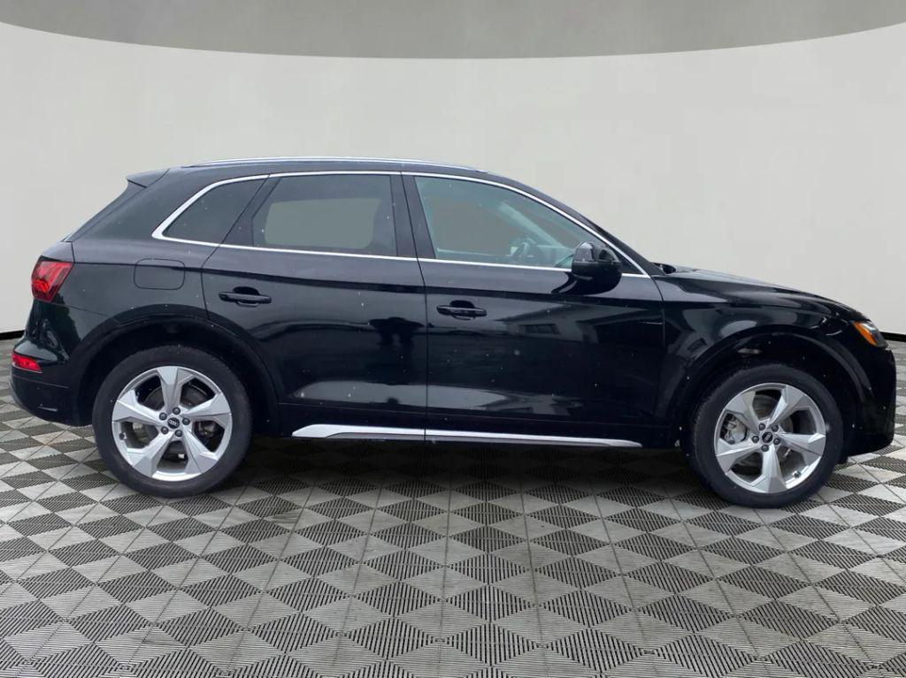 used 2021 Audi Q5 car, priced at $22,399