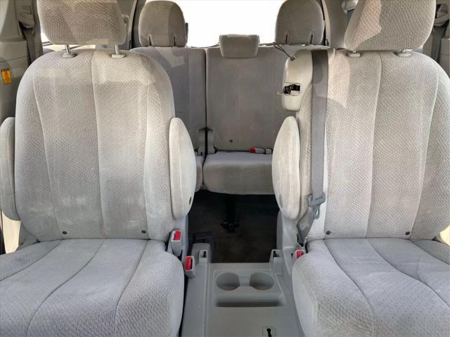 used 2013 Toyota Sienna car
