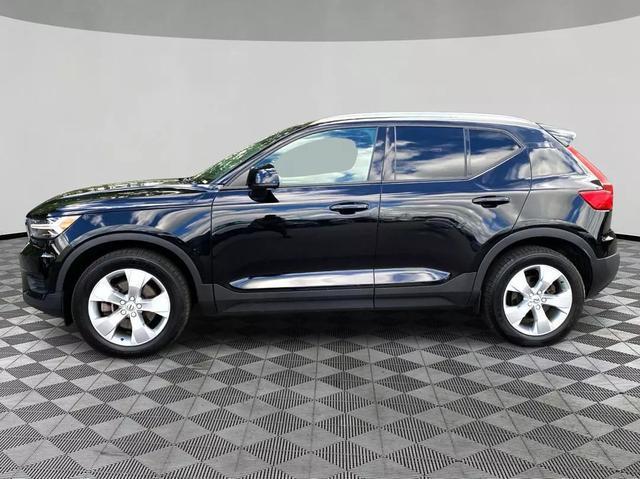 used 2020 Volvo XC40 car, priced at $21,999