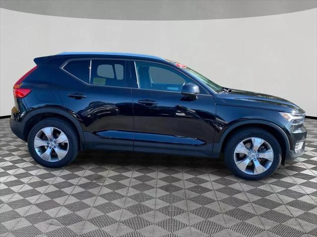 used 2020 Volvo XC40 car, priced at $18,999