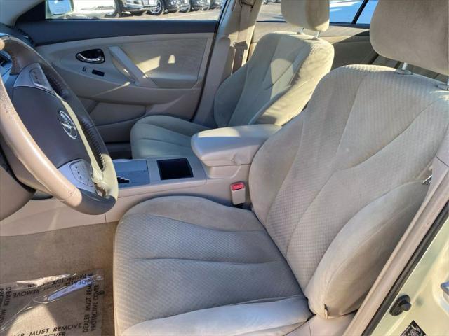 used 2009 Toyota Camry Hybrid car, priced at $3,999