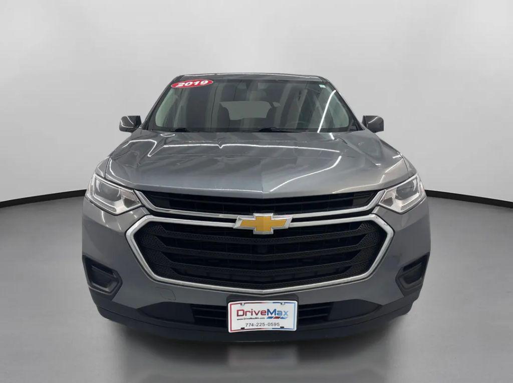 used 2019 Chevrolet Traverse car, priced at $13,999