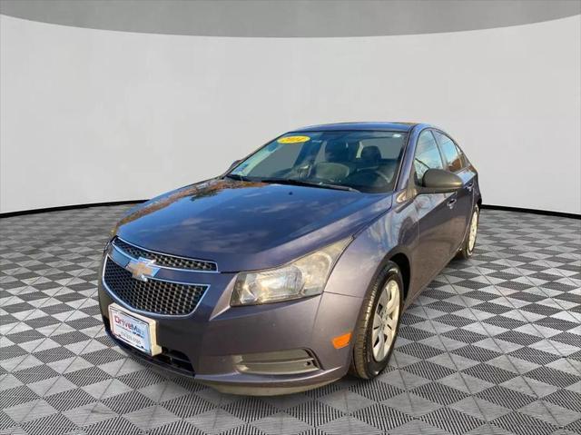 used 2014 Chevrolet Cruze car, priced at $8,497