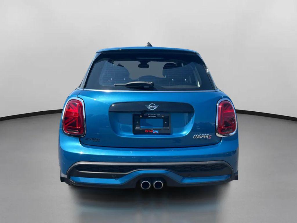 used 2022 MINI Hardtop car, priced at $23,199