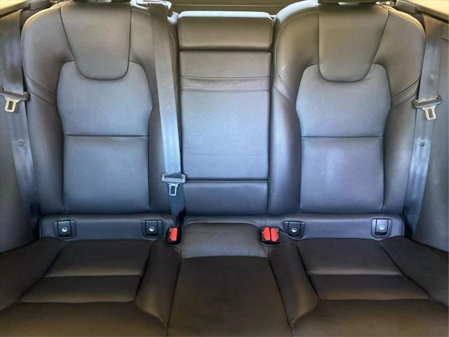 used 2020 Volvo XC60 car, priced at $20,999