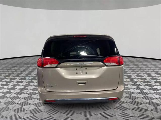 used 2017 Chrysler Pacifica car, priced at $15,399