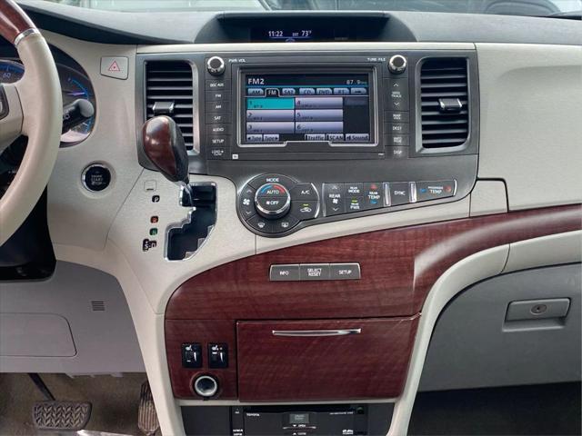 used 2013 Toyota Sienna car