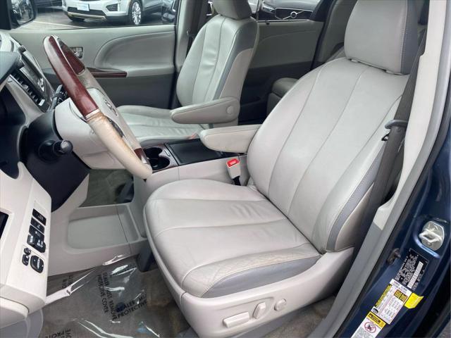 used 2013 Toyota Sienna car