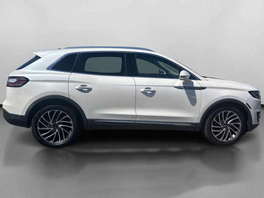 used 2019 Lincoln Nautilus car, priced at $20,399