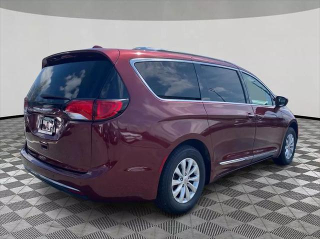used 2018 Chrysler Pacifica car, priced at $14,899