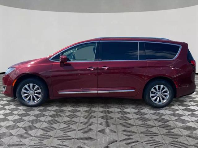 used 2018 Chrysler Pacifica car, priced at $14,899