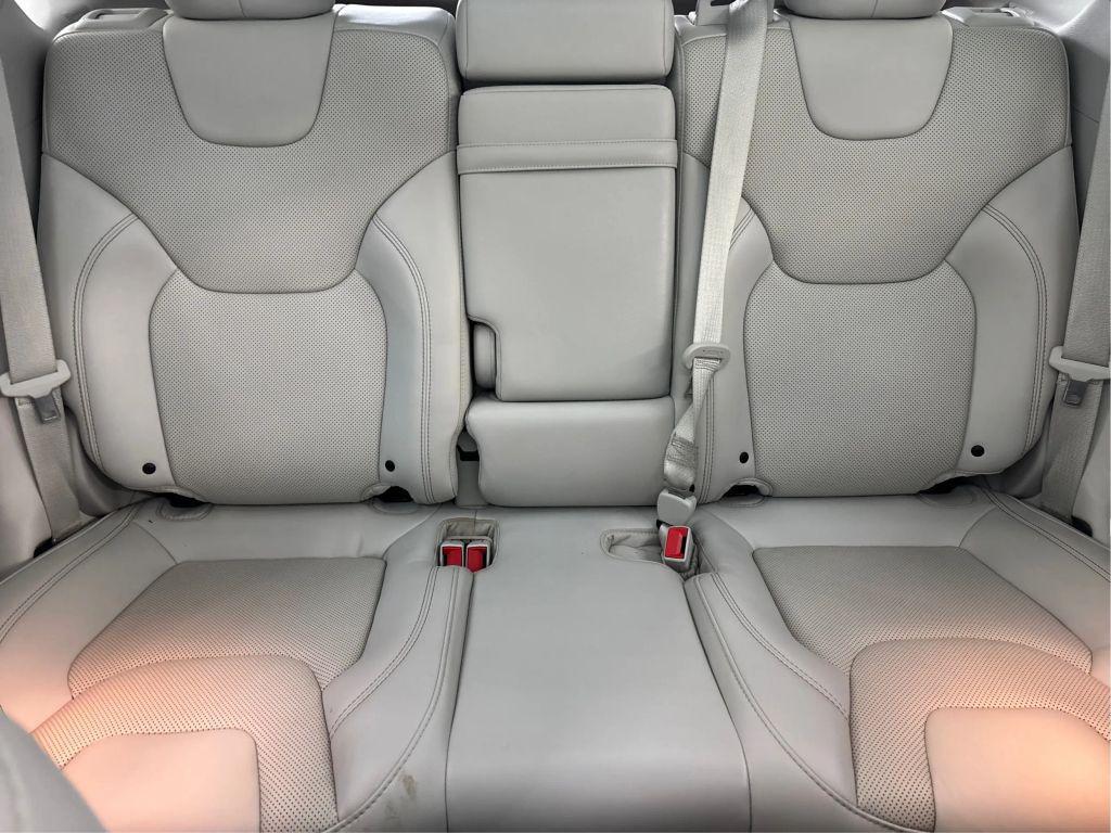 used 2019 Jeep Cherokee car, priced at $15,399