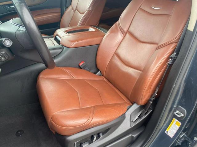 used 2019 Cadillac Escalade ESV car, priced at $30,799