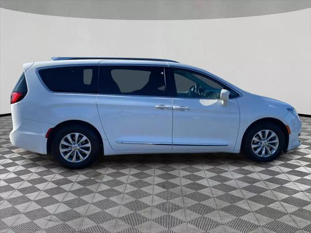 used 2019 Chrysler Pacifica car, priced at $14,899