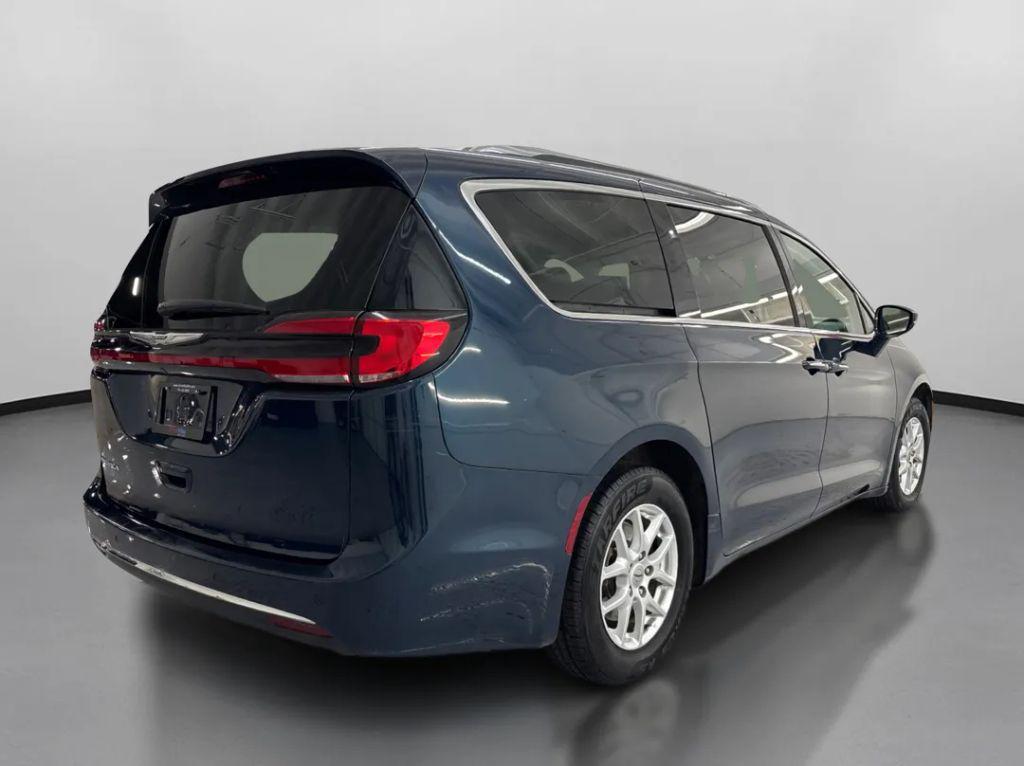 used 2021 Chrysler Pacifica car, priced at $21,999