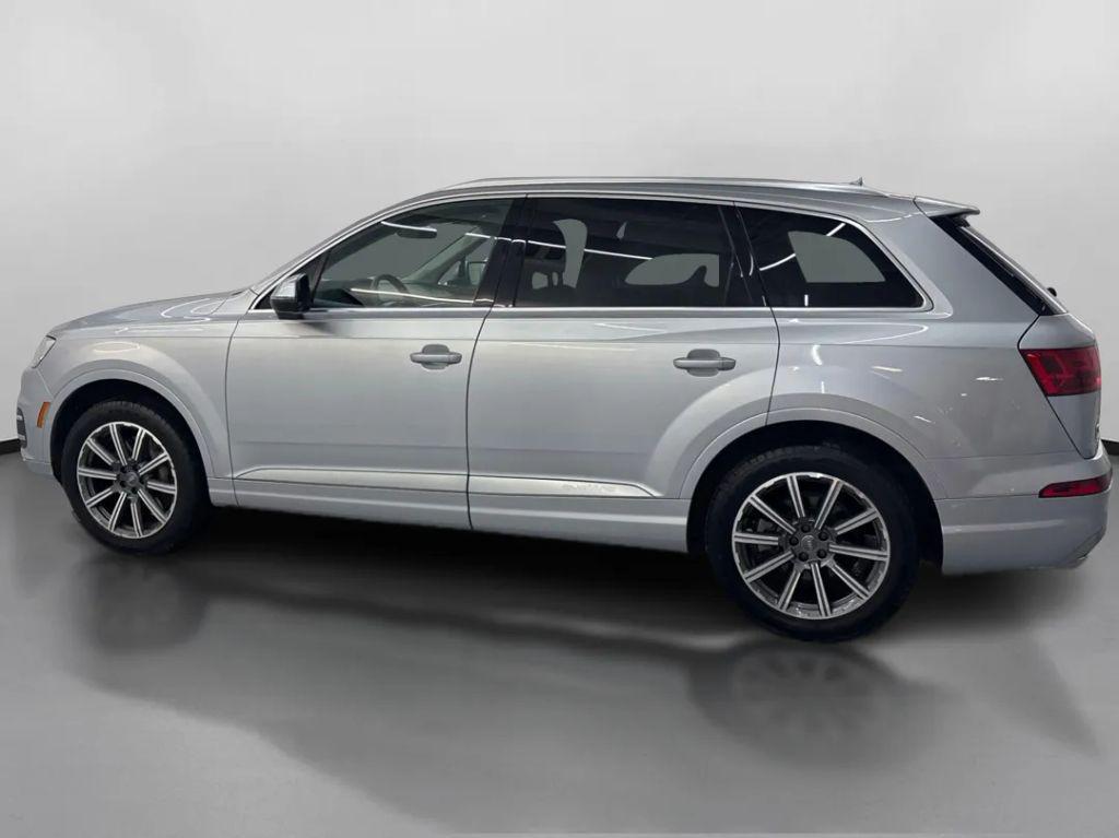 used 2017 Audi Q7 car, priced at $17,899