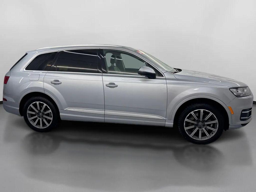 used 2017 Audi Q7 car, priced at $17,899