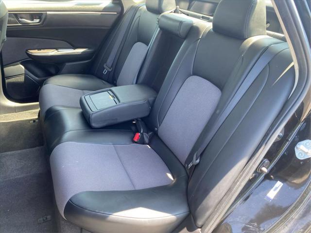 used 2018 Honda Clarity Plug-In Hybrid car, priced at $13,999