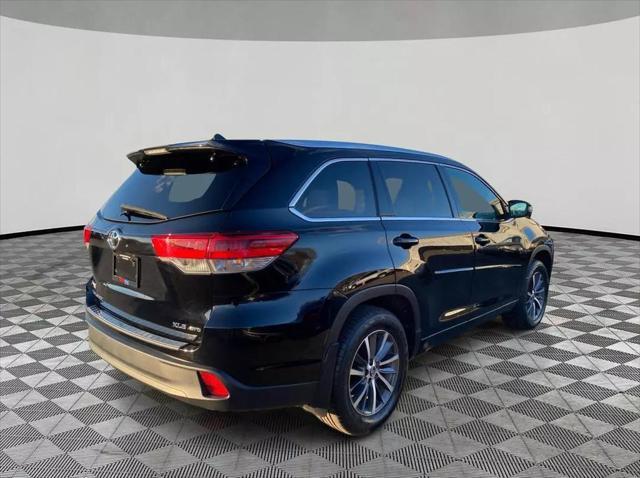 used 2017 Toyota Highlander car, priced at $22,999