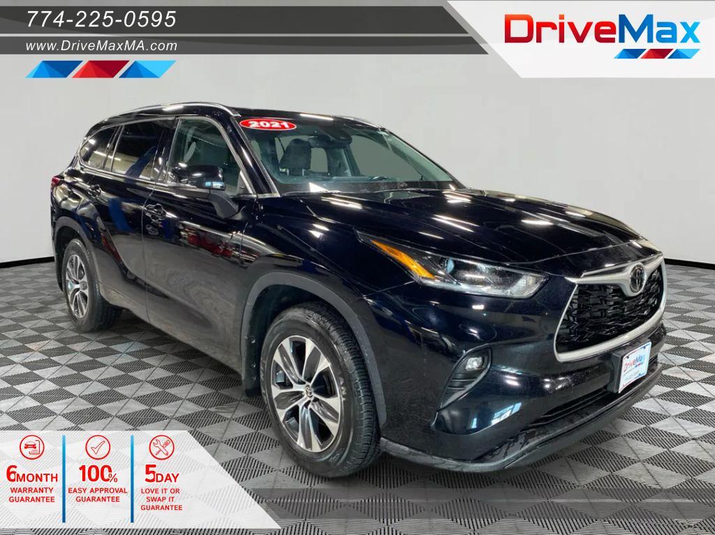 used 2021 Toyota Highlander car, priced at $28,899