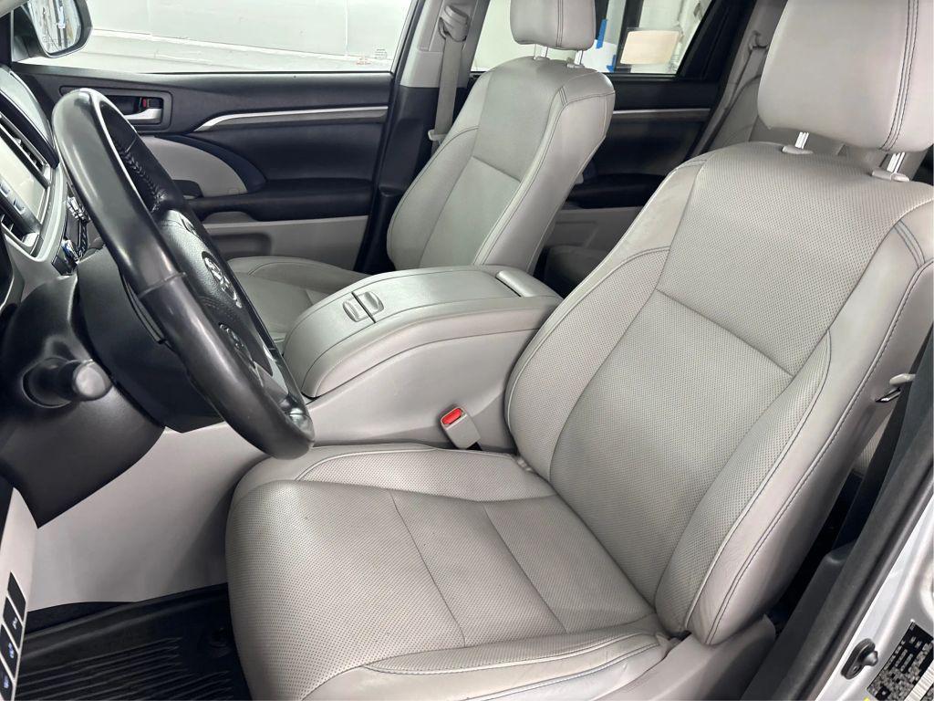 used 2017 Toyota Highlander car, priced at $21,899
