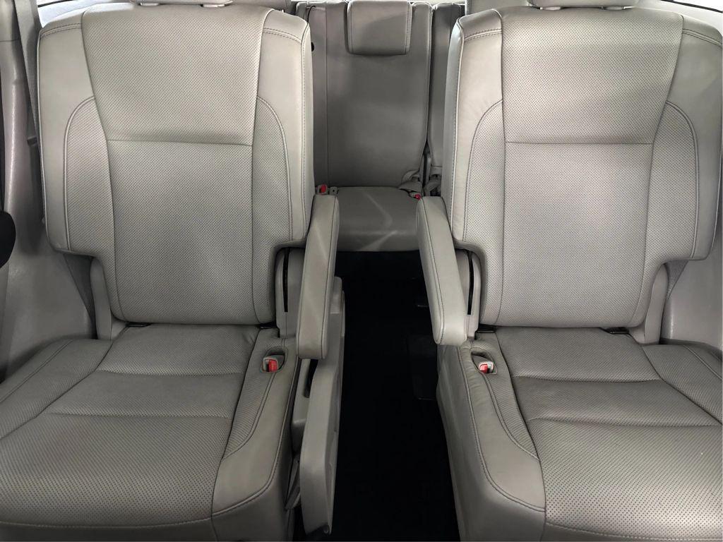 used 2017 Toyota Highlander car, priced at $21,899