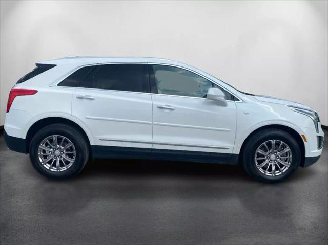 used 2017 Cadillac XT5 car, priced at $18,349
