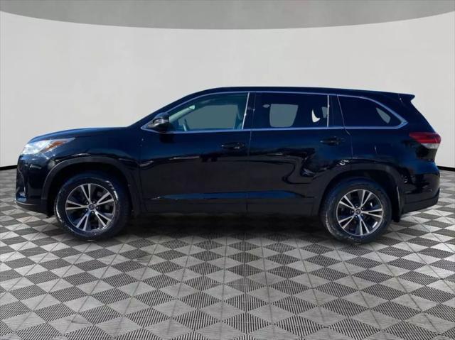 used 2019 Toyota Highlander car, priced at $23,949