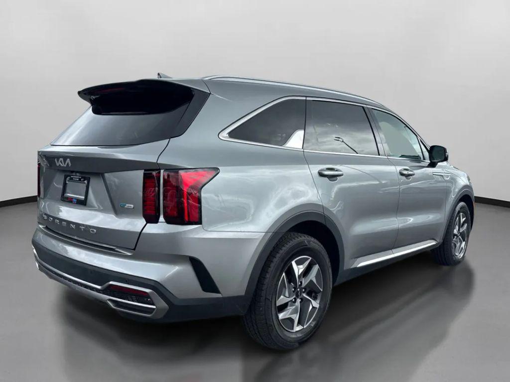 used 2022 Kia Sorento Hybrid car, priced at $22,999