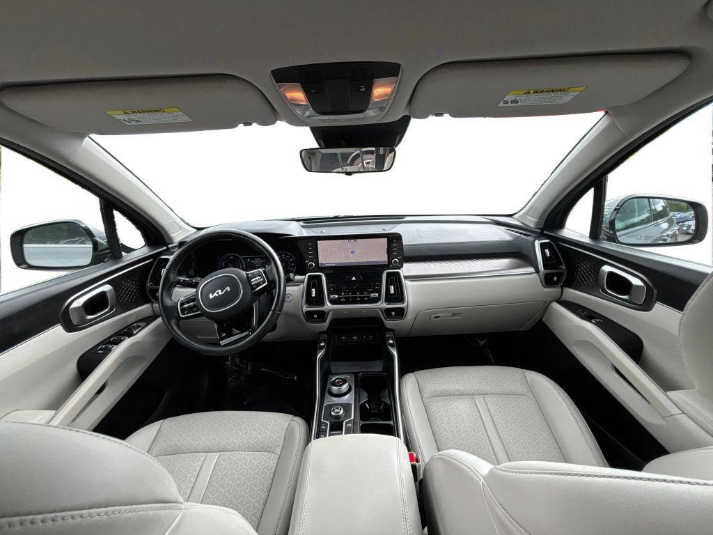 used 2022 Kia Sorento Hybrid car, priced at $22,999