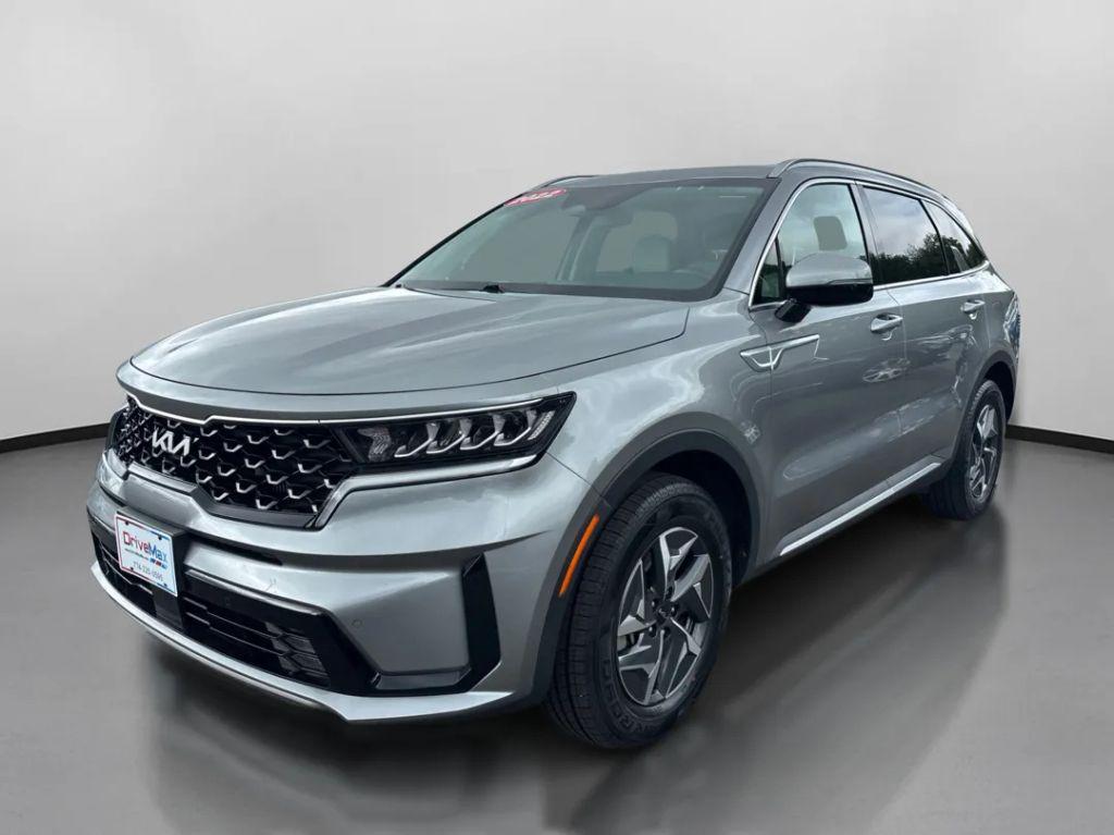 used 2022 Kia Sorento Hybrid car, priced at $22,999