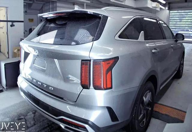used 2022 Kia Sorento Hybrid car, priced at $25,299