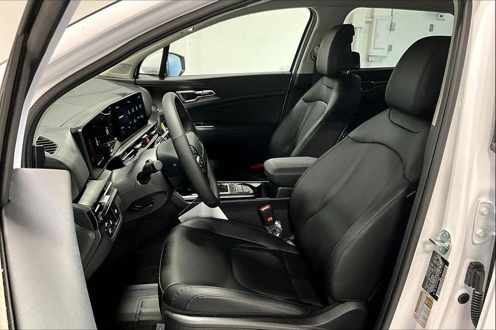 new 2026 Kia Sportage car, priced at $32,650