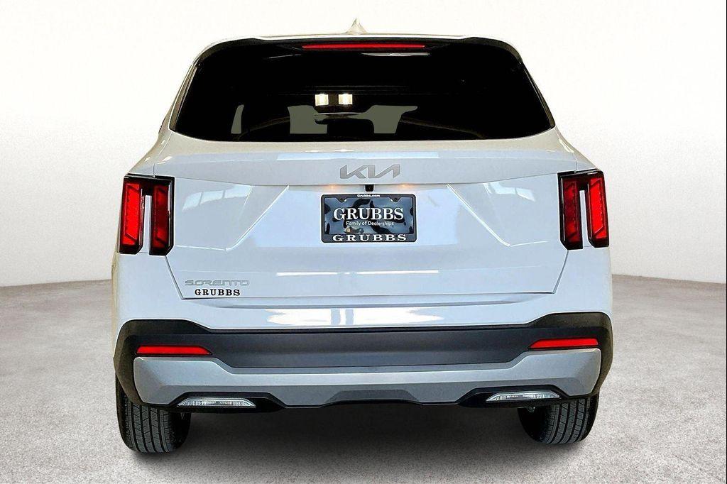 new 2026 Kia Sorento car, priced at $34,565