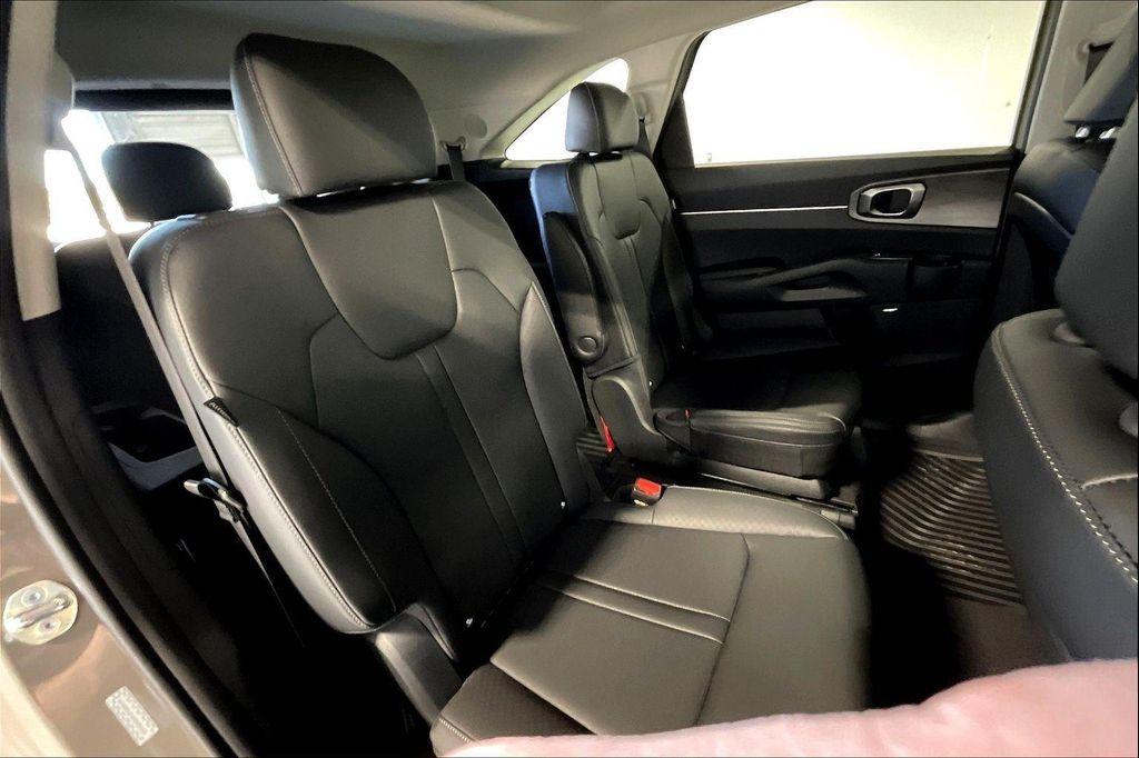 new 2026 Kia Sorento car, priced at $44,675