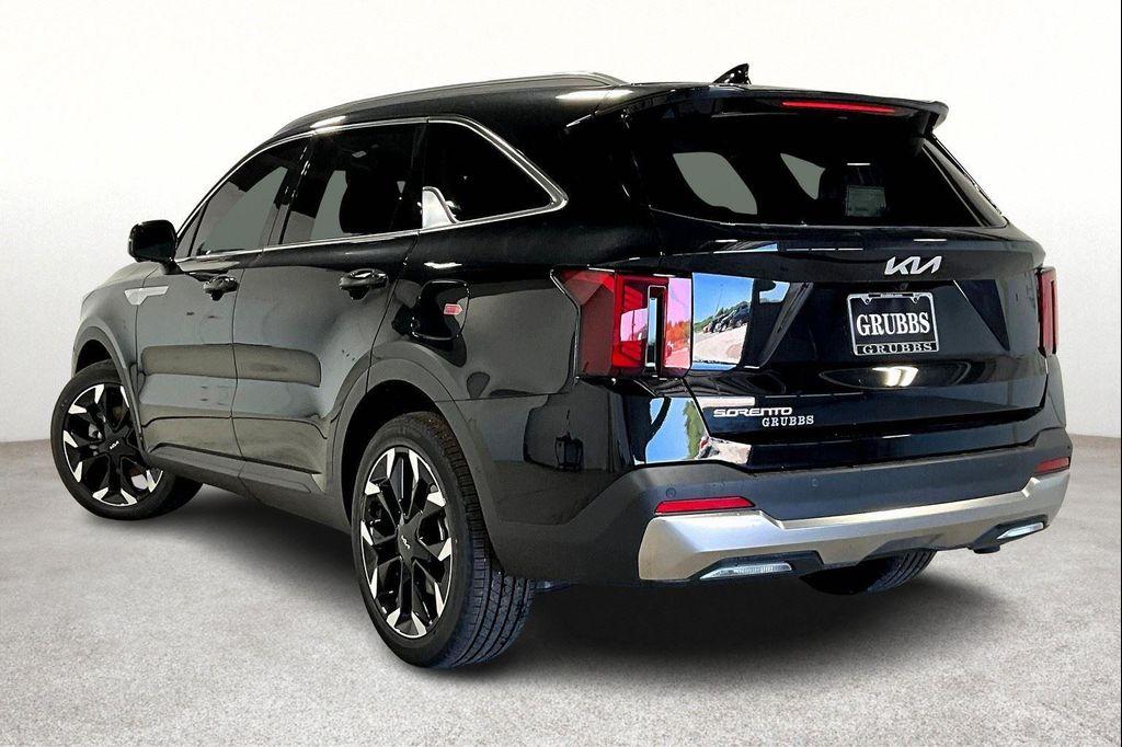 new 2025 Kia Sorento car, priced at $43,305