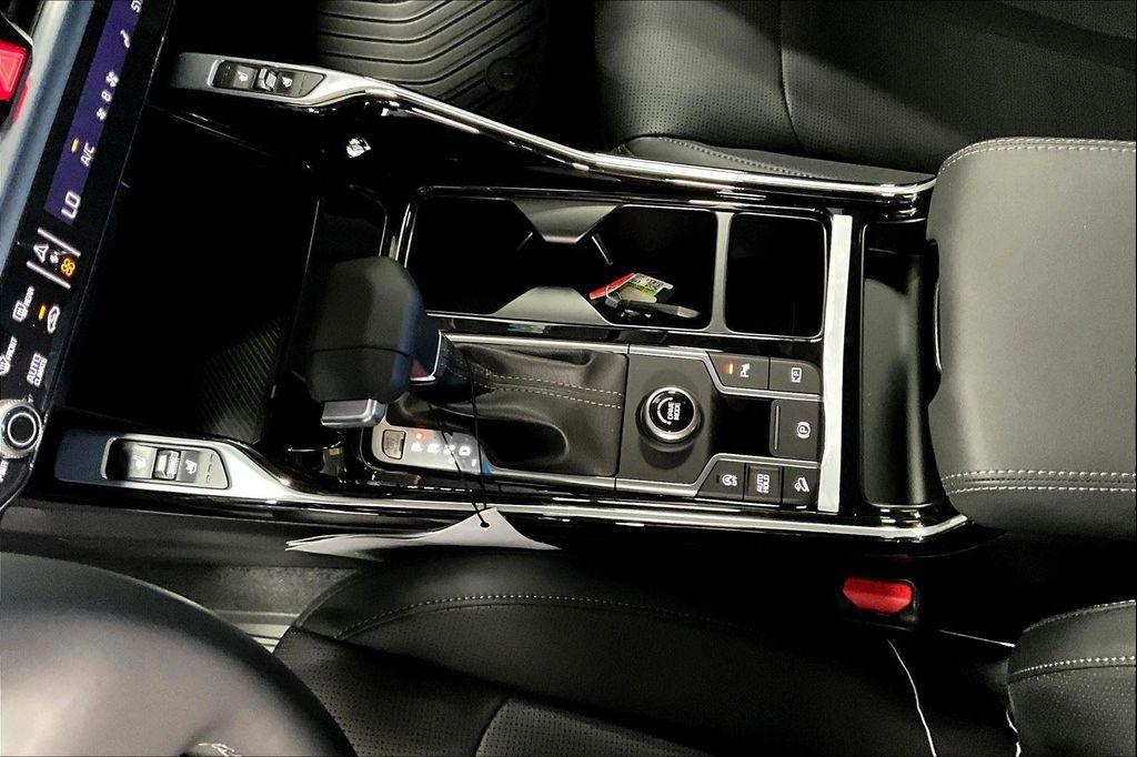 new 2025 Kia Sorento car, priced at $43,305