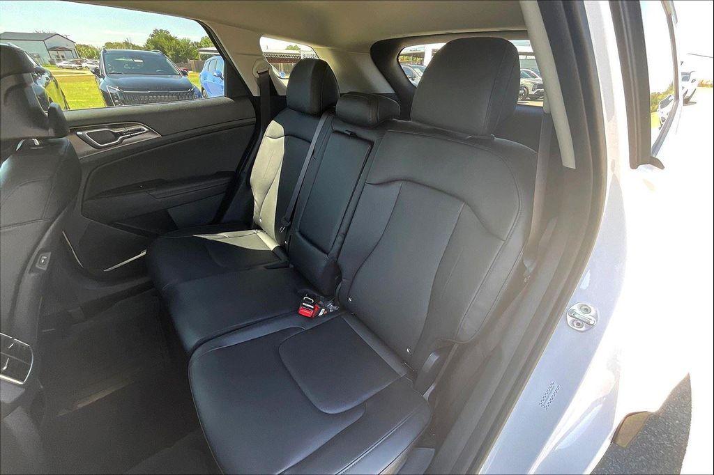 new 2026 Kia Sportage car, priced at $32,650