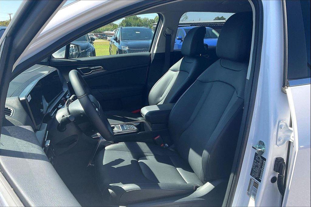 new 2026 Kia Sportage car, priced at $32,650