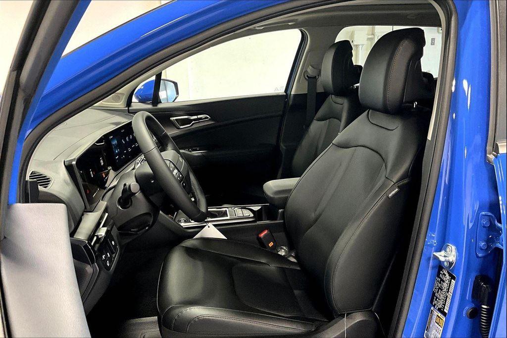 new 2026 Kia Sportage car, priced at $33,475