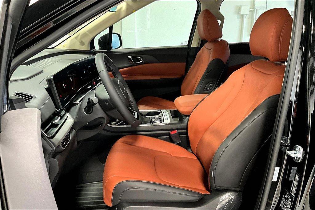 new 2026 Kia Carnival car, priced at $43,870